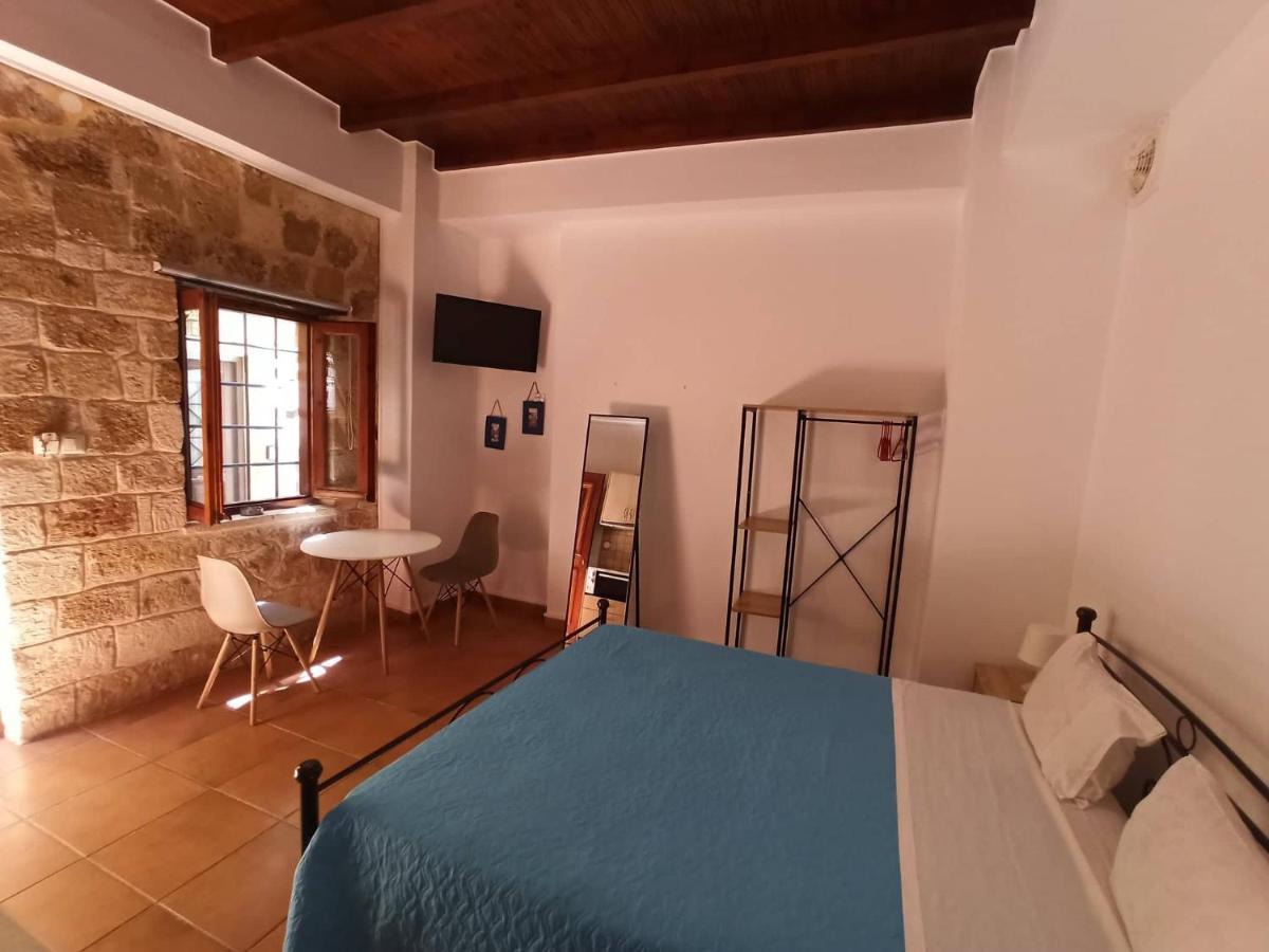Katerina Traditional Rooms Chania  Bagian luar foto