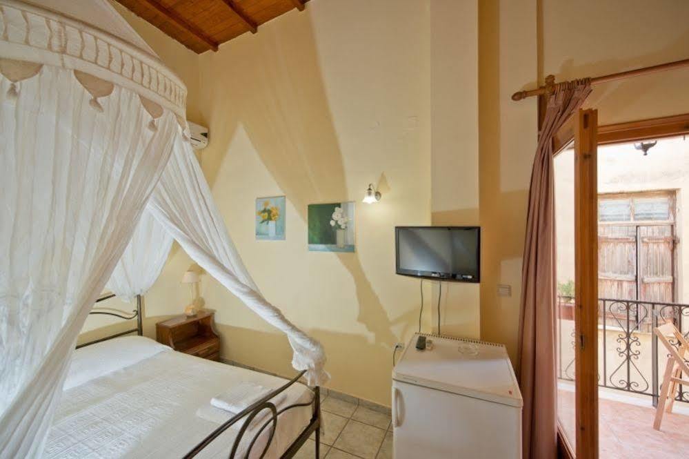 Katerina Traditional Rooms Chania  Bagian luar foto