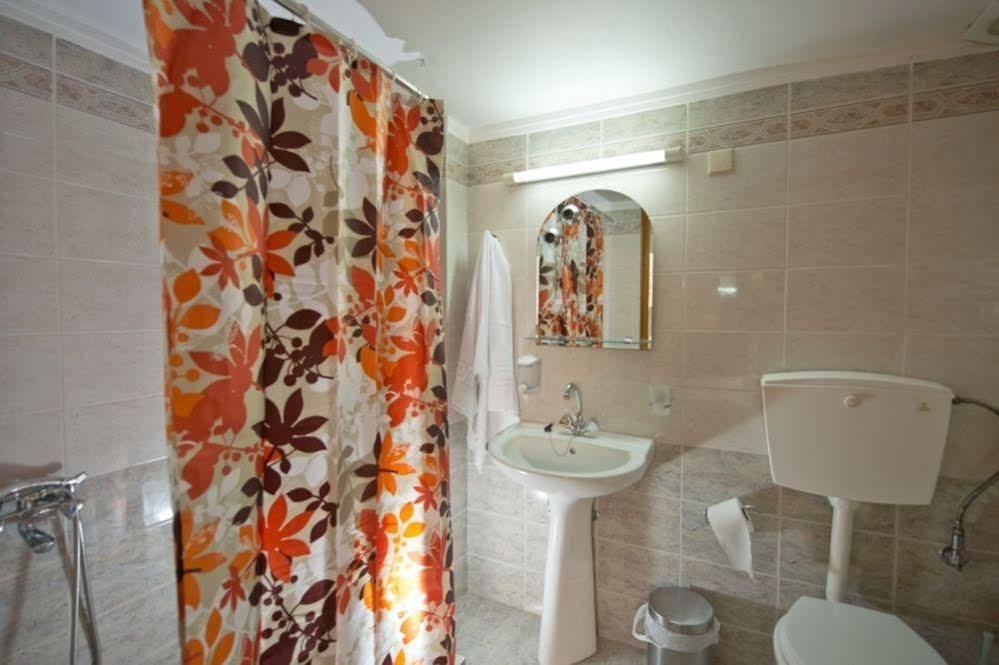 Katerina Traditional Rooms Chania  Bagian luar foto