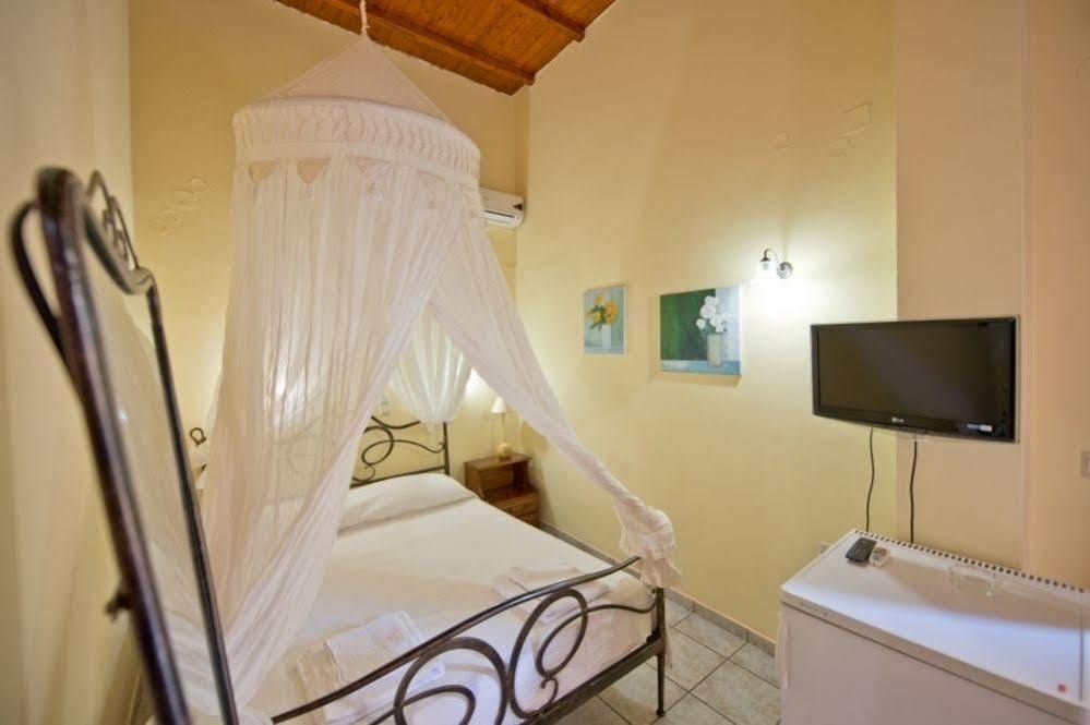 Katerina Traditional Rooms Chania  Bagian luar foto