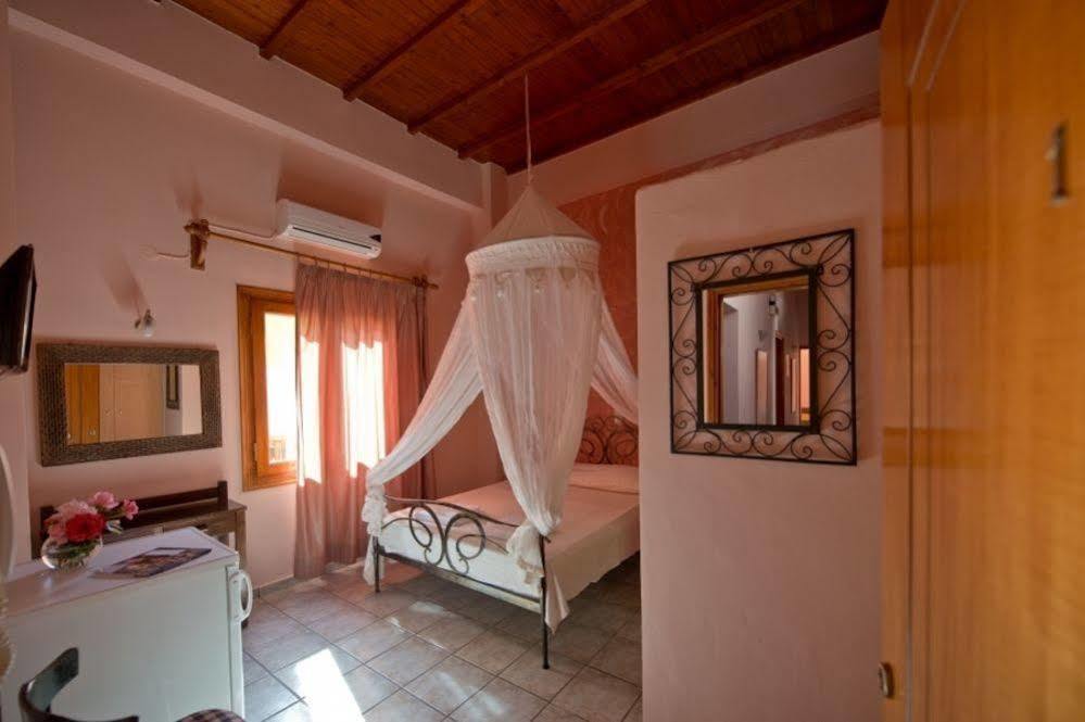 Katerina Traditional Rooms Chania  Bagian luar foto