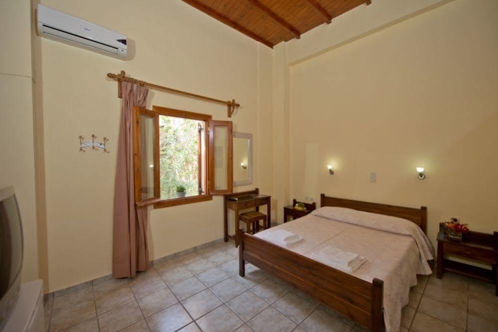 Katerina Traditional Rooms Chania  Bagian luar foto